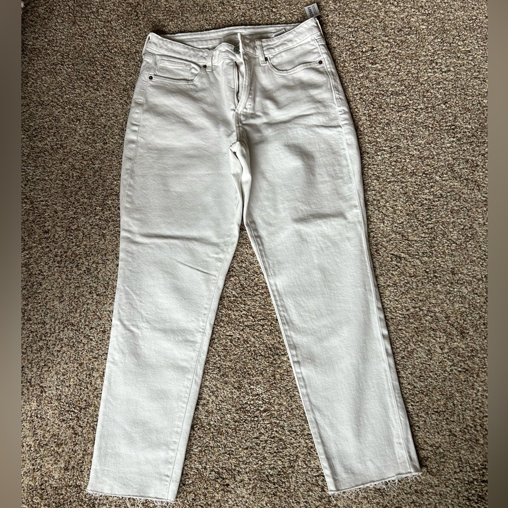 Old Navy High Rise OG Straight Jean, Size 12.